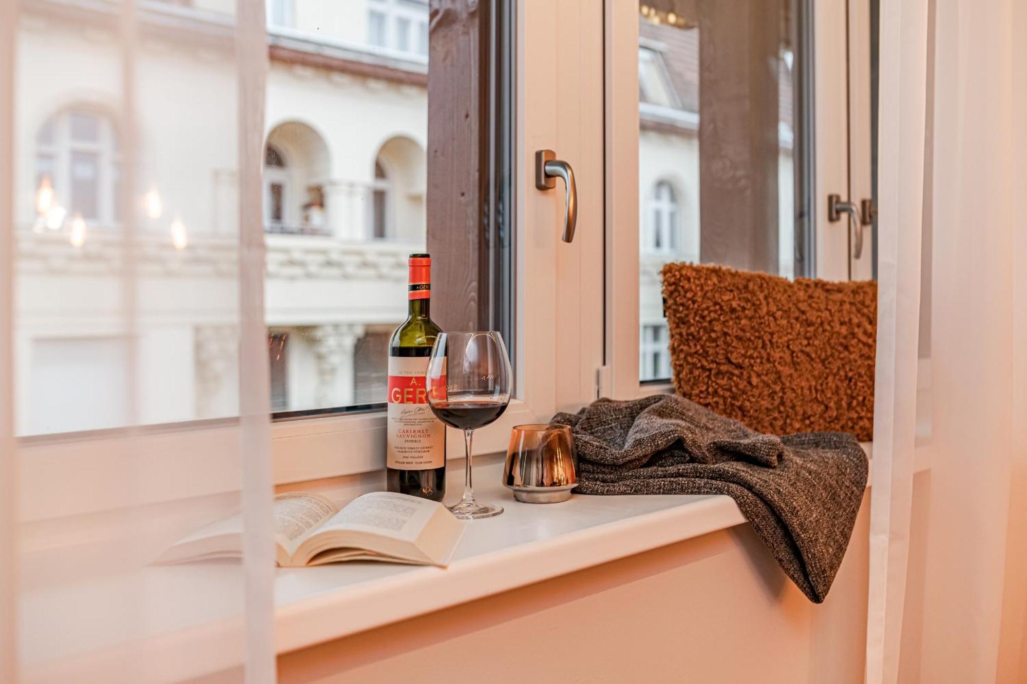 Luxury Tropical Apartment At Budapest Exterior foto